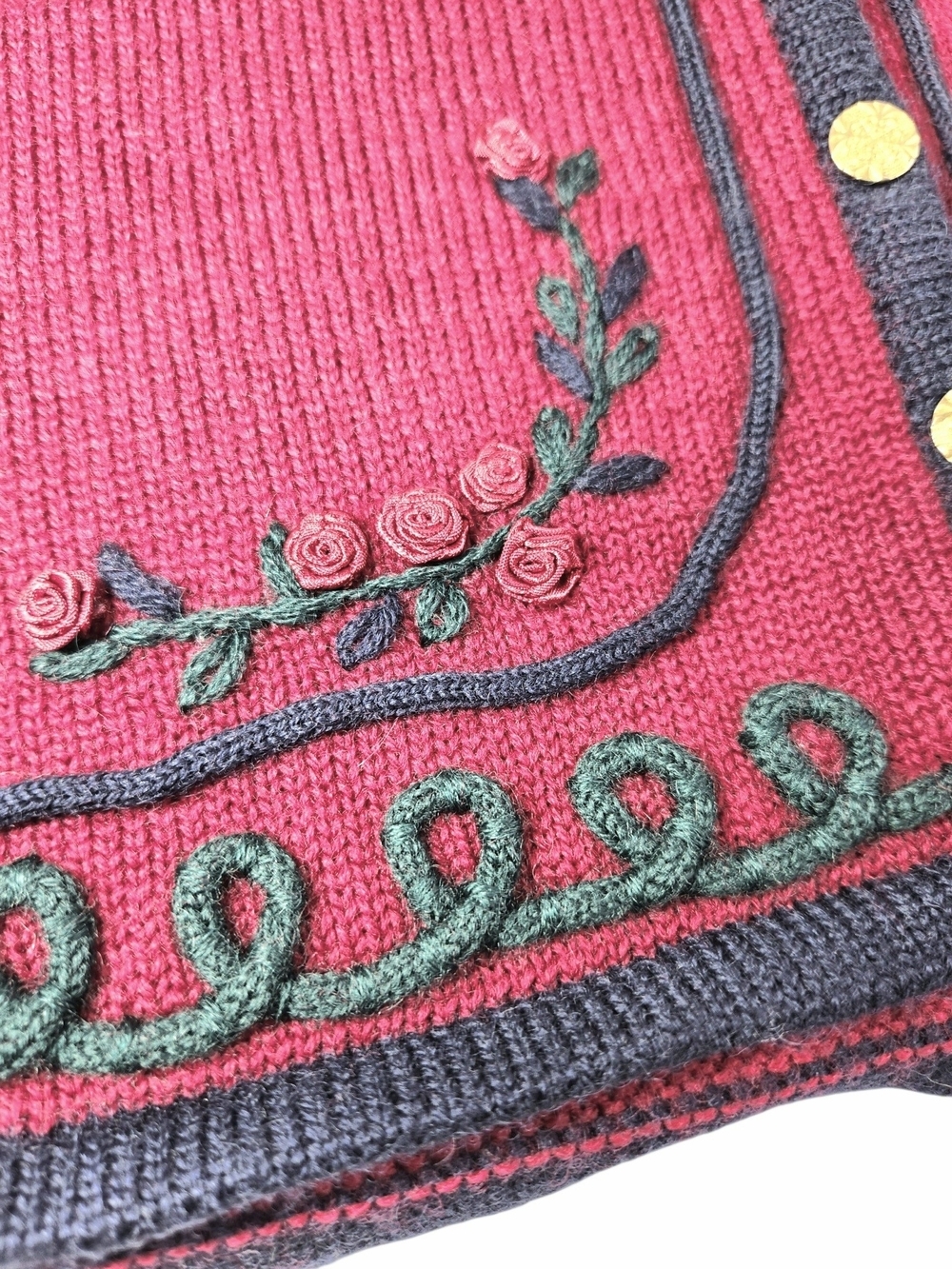 Vintage Pendleton Virgin Wool Vest L Red Embroidered Floral Cottage Folk Granny - Picture 4 of 12